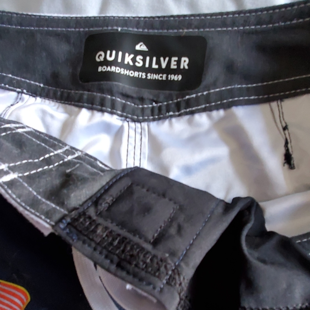 Board Shorts - Picture 2 of 3